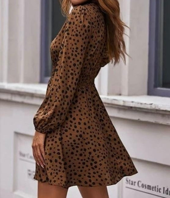 Turtleneck full-sleeve short dress