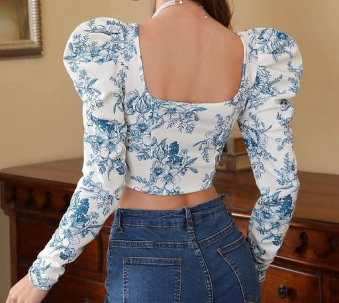 Puff-sleeve floral print top